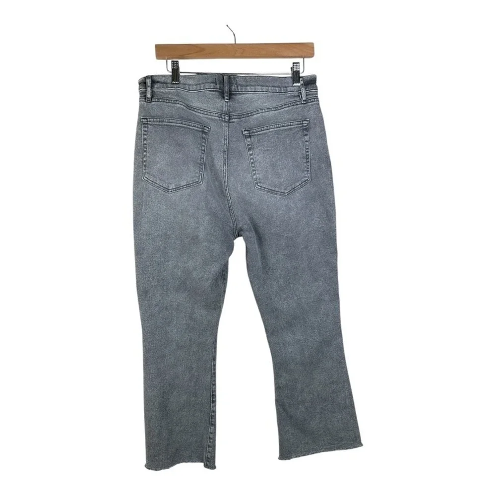 LOFT‎ Women's Gray The Kick Crop Denim Jeans Pants Size 12 / 31